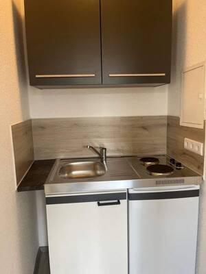 Frisch renovierte 1-Raumwohnung in Erfurt - ideal für Studenten & Azubis – 99089 Erfurt – Vorschaubild 7