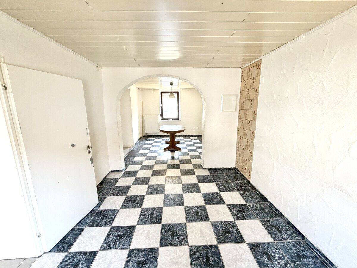 Einfamilienhaus mit Ausbaupotenzial- ideal für Handwerker und Eigennutzer – Losheim am See – Vorschaubild 6