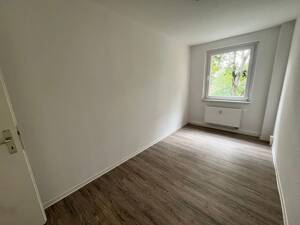 Hochwertige 4 Zimmer Wohnung mit Balkon | inkl. EBK – 8060 Zwickau – Vorschaubild 5