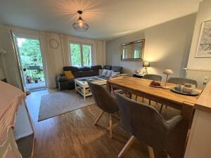 Seltenheit!:4 1/2-Zi.-ETW (EG), modern ausgestattet, mit großem Garten, Garage + Außenstellplatz – 22337 Hamburg – Vorschaubild 2