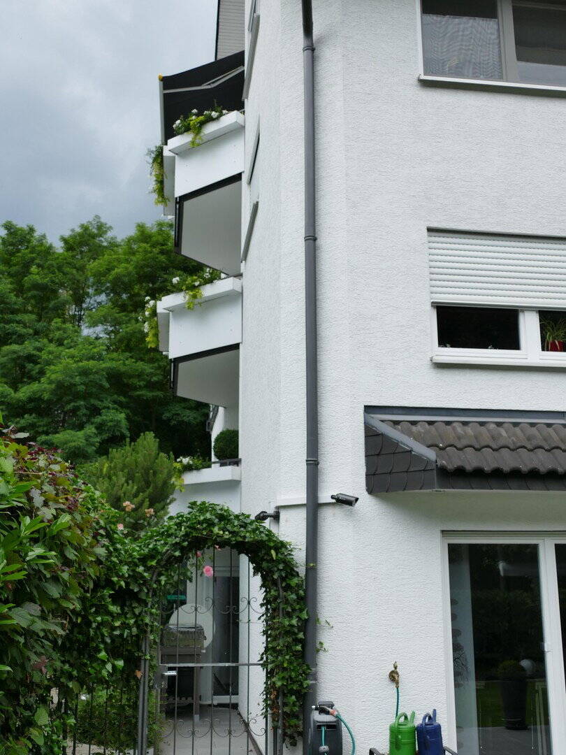 Saarbrücken! Luxuriöses Haus am Wald und doch in der Stadt- ruhige Toplage, vielseitig nutzbar – Saarbrücken – Vorschaubild 5