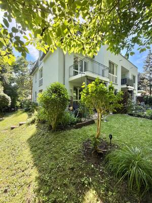 Idyllische 2-Zimmer-Wohnung mit Hobbyraum, Terrasse und großem Gartenanteil in naturnaher Lage