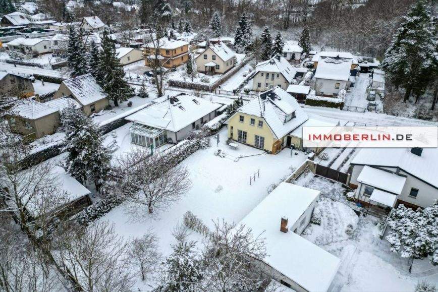 IMMOBERLIN.DE - Charmantes Einfamilienhaus in ländlicher Lage bei Berlin – Oberkrämer – Bild 1 von 9
