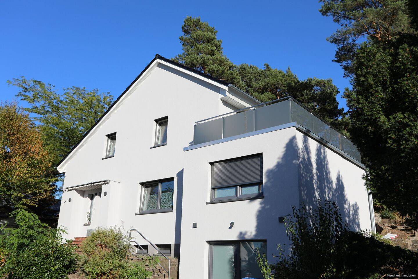 Modernisierte 2 Zi.-Dachgeschosswohnung in einem Zweifamilienhaus in Gifhorn - Nähe Innenstadt