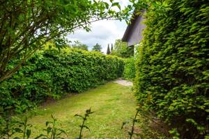Einziehen & wohlfühlen - Doppelhaushälfte mit Wellnessbereich, Wohnkeller und Garten in Buckow – 12349 Berlin – Vorschaubild 2
