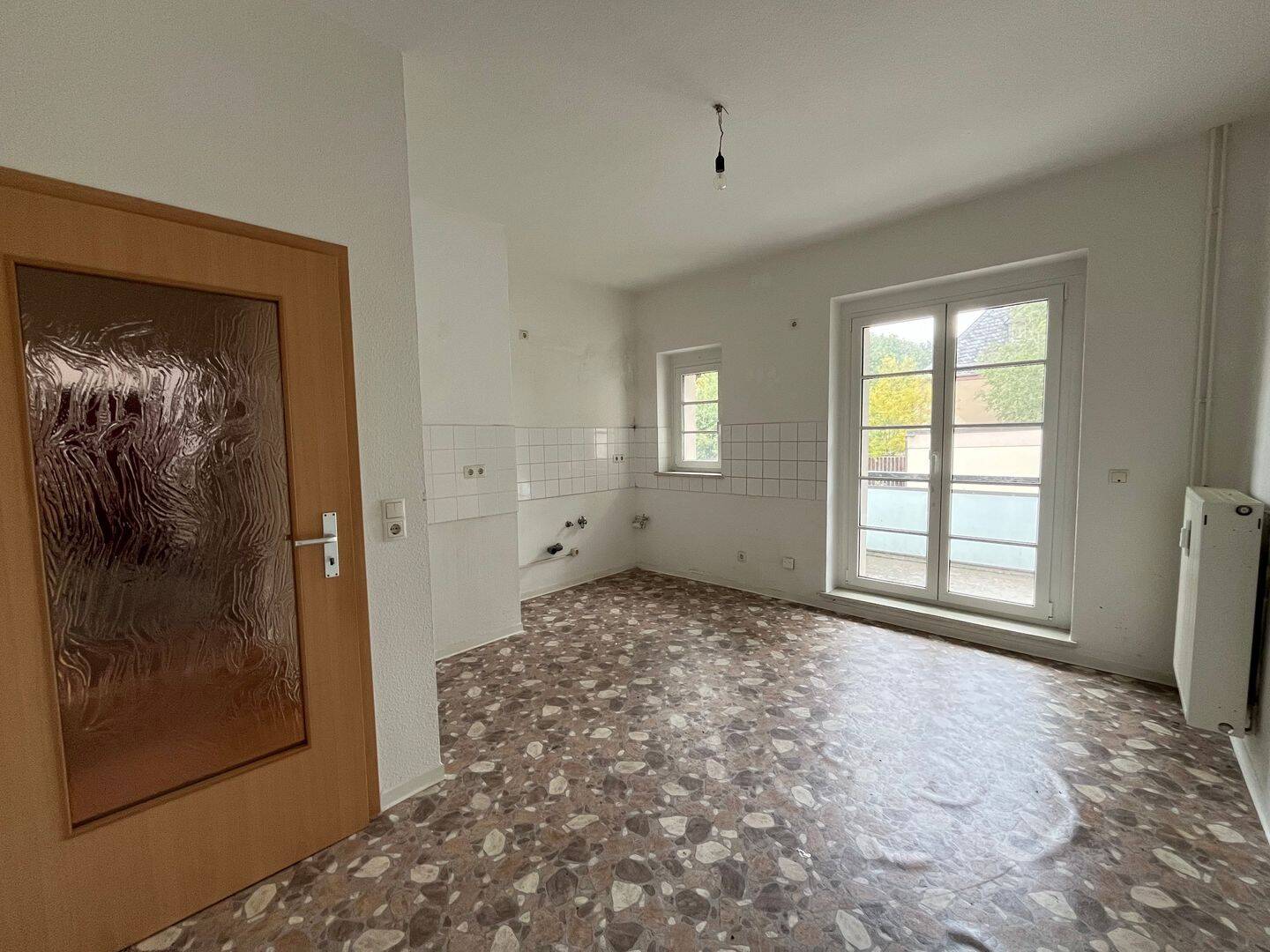 Gemütliches 2-Zimmer-Apartment mit Nähe zu öffentlichen Verkehrsmitteln in Chemnitz – Chemnitz – Vorschaubild 3