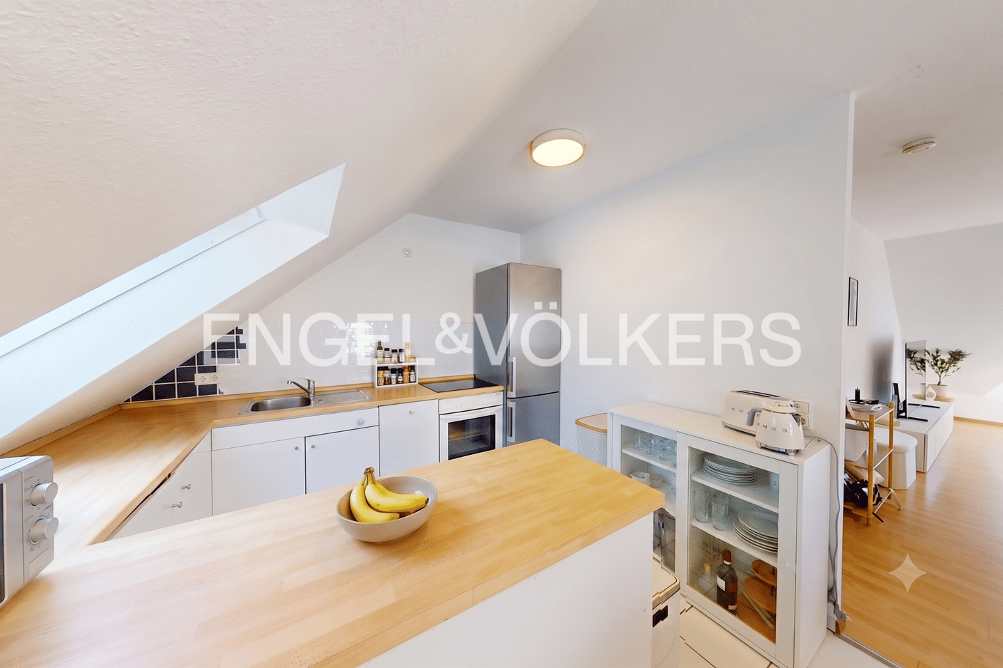 Moderne, lichtdurchflutete Dachgeschosswohnung in Erbenheim! – Wiesbaden – Vorschaubild 9
