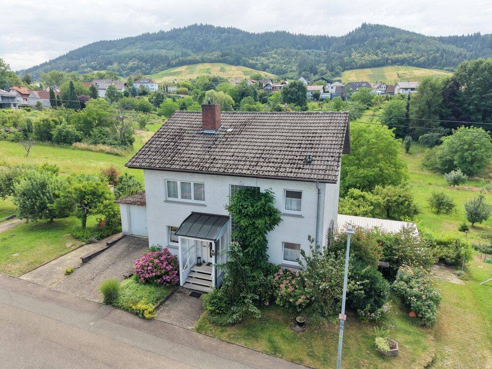 ***Solides Einfamilienhaus mit Blick ins Grüne in ruhiger Lage von Bühl-Eisental*** – Bühl – Vorschaubild 3
