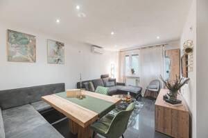 Kernsanierte 2-Zimmer-Wohnung in Stuttgart-Sommerrain – modern, stilvoll & bezugsfertig