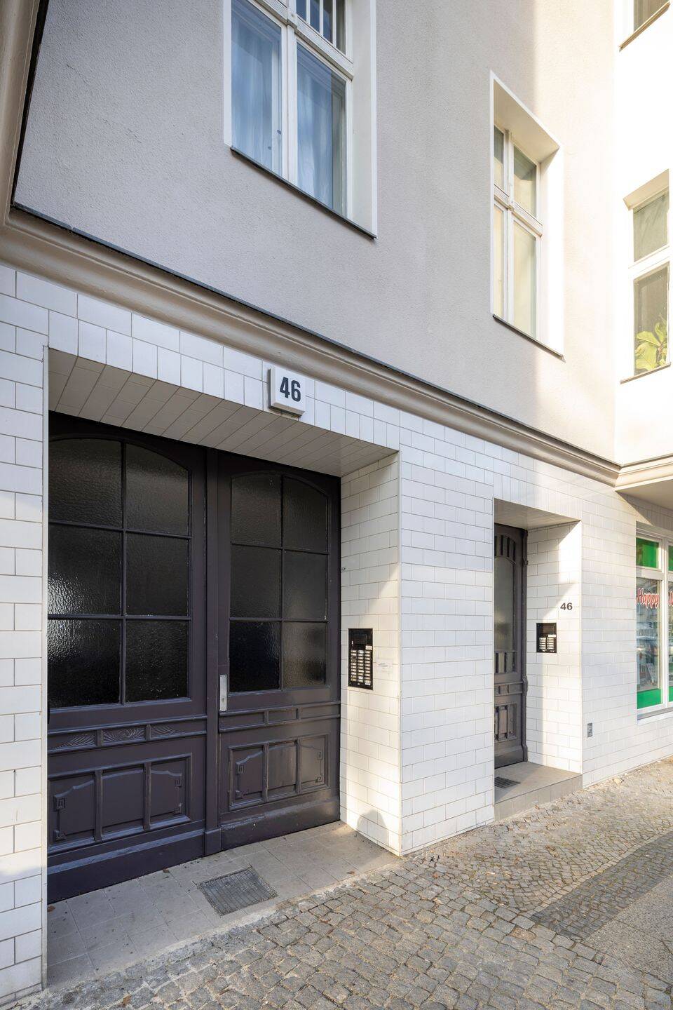 Stilvoll wohnen in Charlottenburg: 4-Zimmer-Altbauwohnung als Kapitalanlage nahe dem Lietzenseepark! – Berlin – Vorschaubild 3