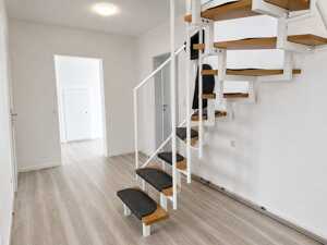 Sehr schöne Maisonettewohnung, 122 qm, 6 Zi, Kü, Bad, Balkon, Keller, StPl. & Garage – 76764 Rheinzabern – Vorschaubild 4