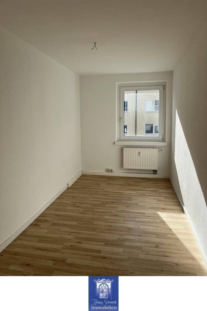 Hübsche Wohnung mit schönem Balkon in grüner und ländlicher Umgebung – Dorfhain – Vorschaubild 7