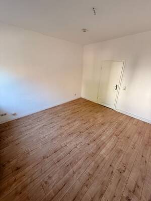 Familiengerechte 4-Zimmer-Wohnung in Erfurt mit moderner Ausstattung – 99089 Erfurt – Vorschaubild 5