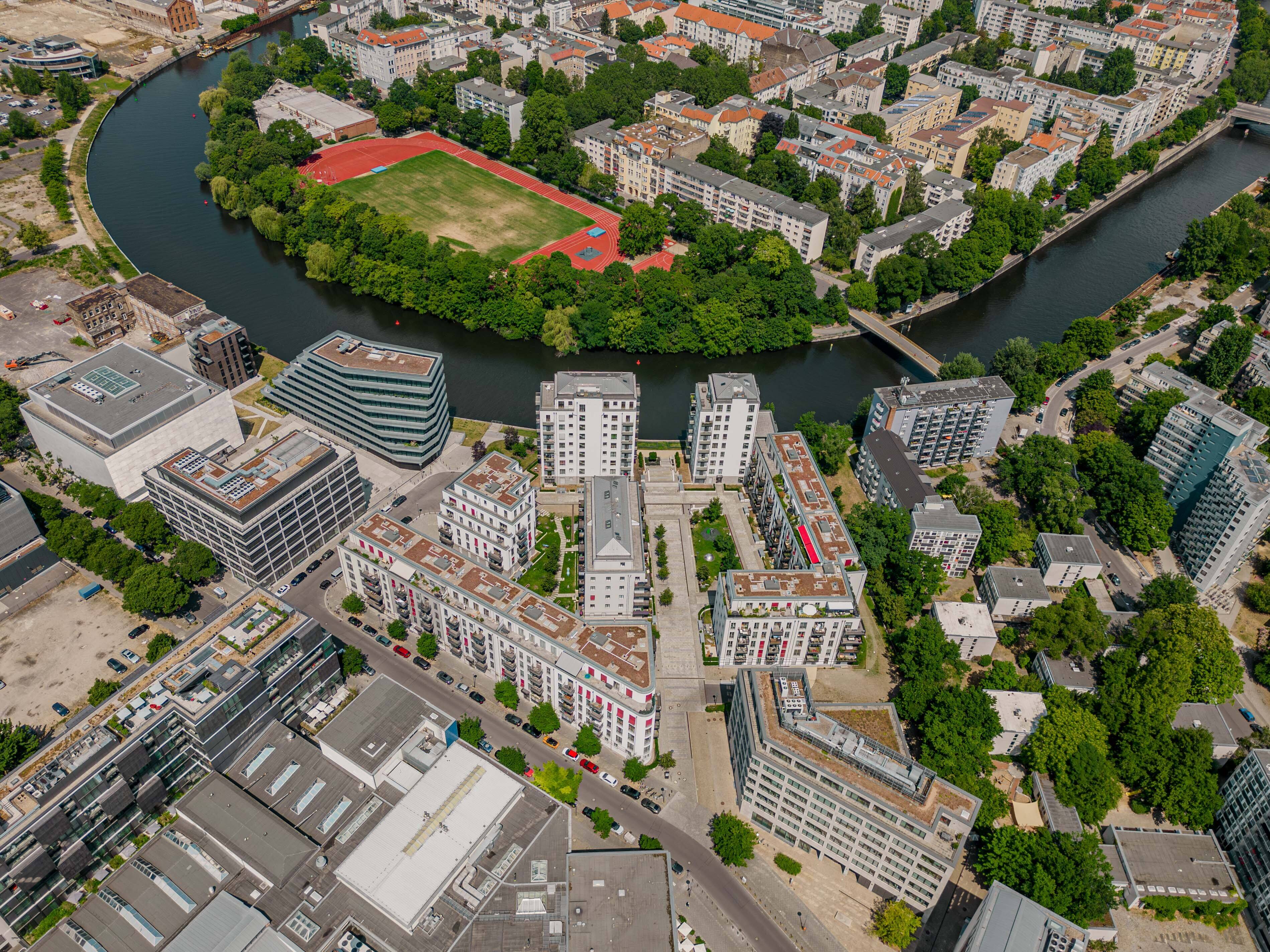 Spreefront Luxury Penthouse in Charlottenburg with Rooftop Terrace and High-End Finishes – Berlin – Vorschaubild 3