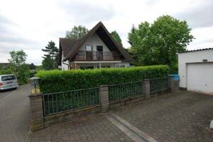 ***Freistehendes Einfamilienhaus mit Außenpool und Kamin*** – 51145 Köln – Vorschaubild 9
