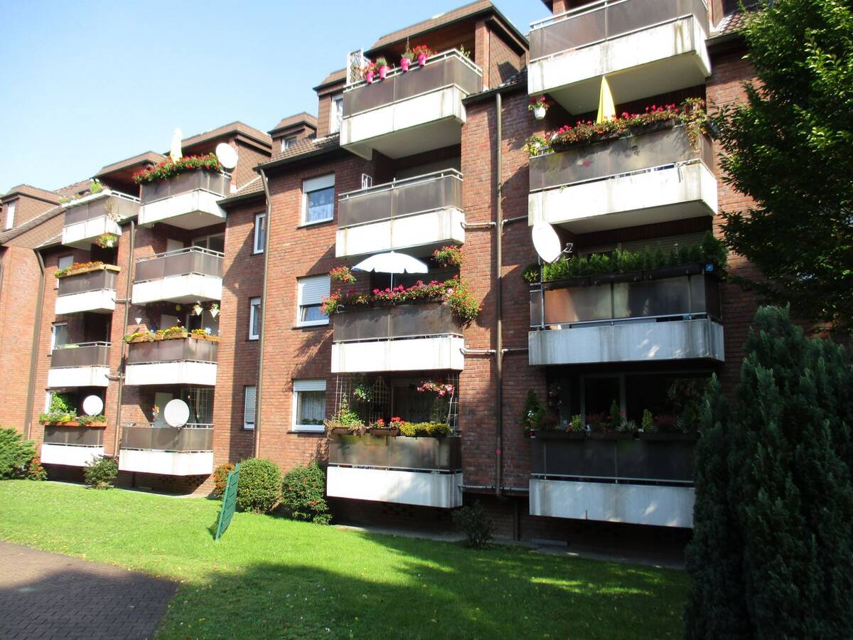 Nur mit Wohnberechtigunggschein: Familienfreundliche Wohnung mit Balkon in Bochum-Gerthe – 44805 Bochum – Bild 1 von 3