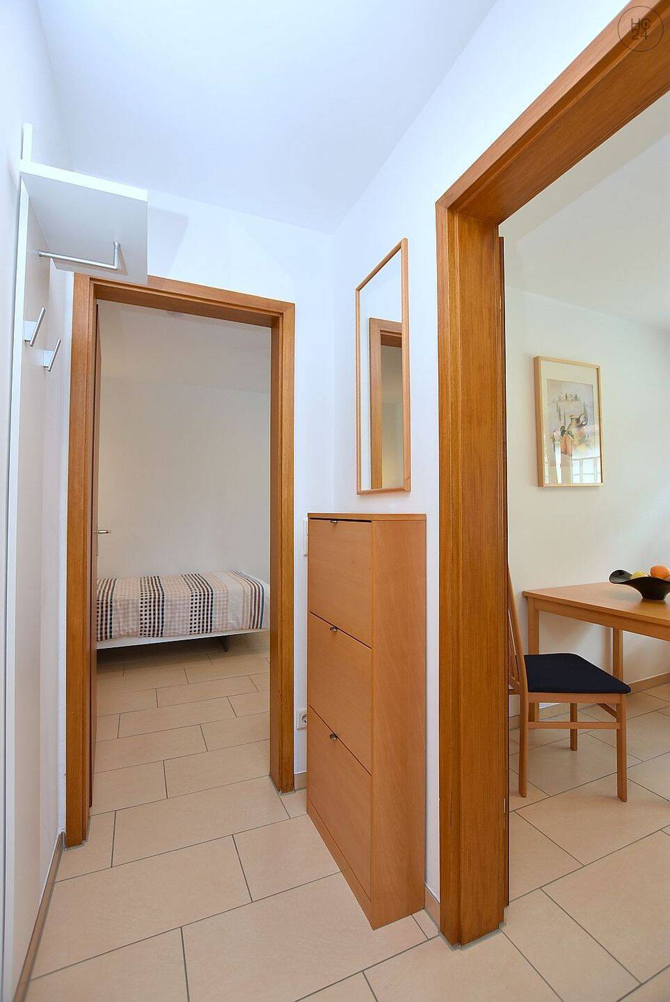 Schön möblierte Wohnung mit Reinigungsservice in Stuttgart Münster – Stuttgart – Vorschaubild 6