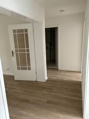 3-Zimmerwohnung mit Terrasse und Wannenbad – 4158 Leipzig – Vorschaubild 2
