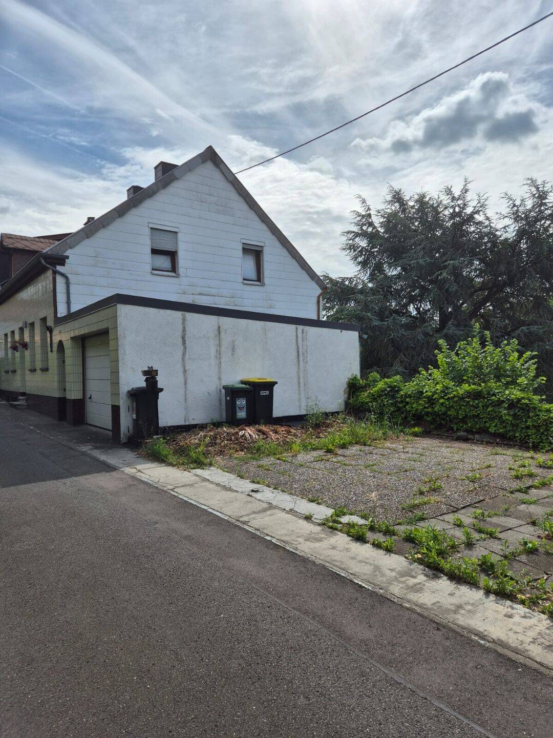 Gemütliches Einfamilienhaus mit tollem Grundriss in Sackgasse von Spiesen-Elversberg – Spiesen-Elversberg – Vorschaubild 3