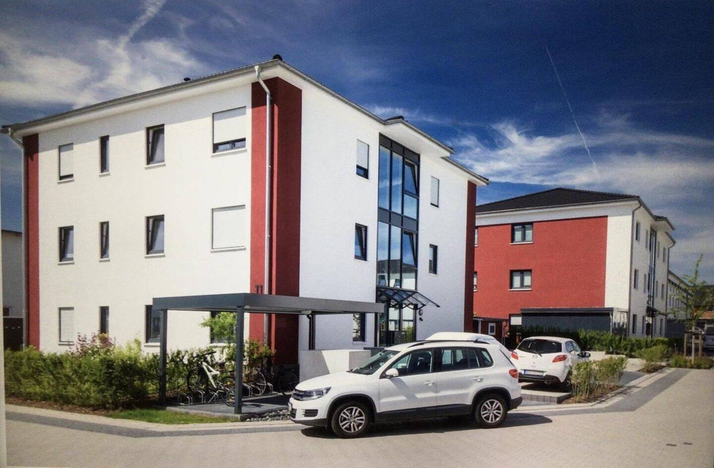 Erstbez. renov. exklusive 2-Zimmer Whg 63qm Wohn/Nutzfl Einbaukü. Balkon Stellpl. BS Lamme teilmöbl.