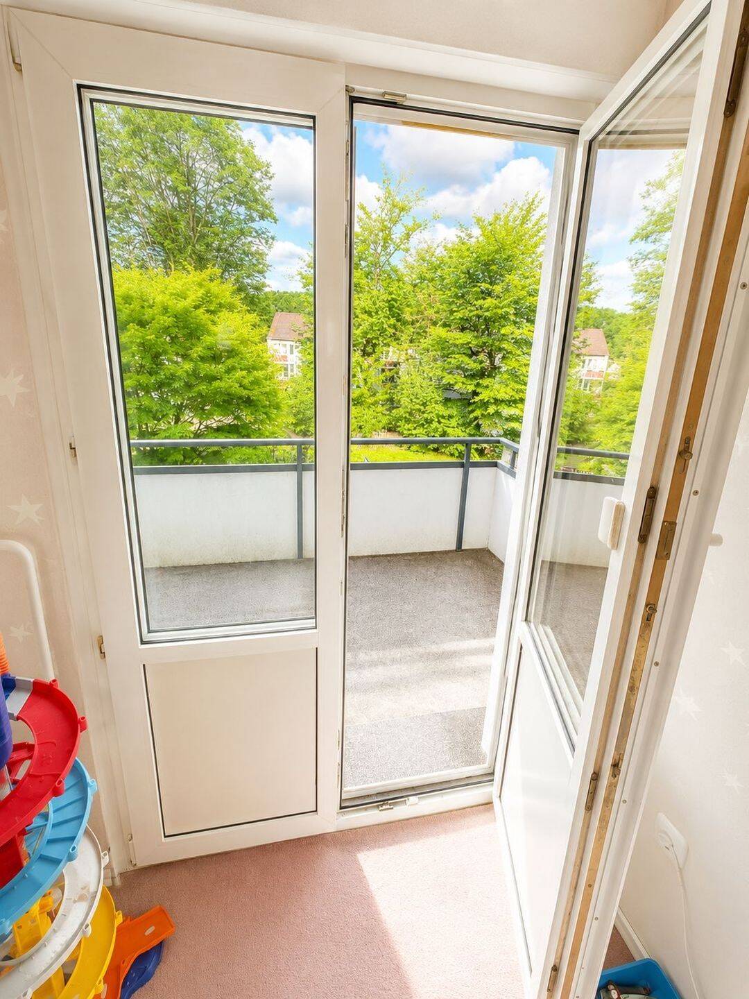 Gemütliche 3,5 Zimmer Wohnung im 1.OG -59qm -mit Balkon und einem zusätzl.Zimmer im DG – Dortmund – Vorschaubild 8