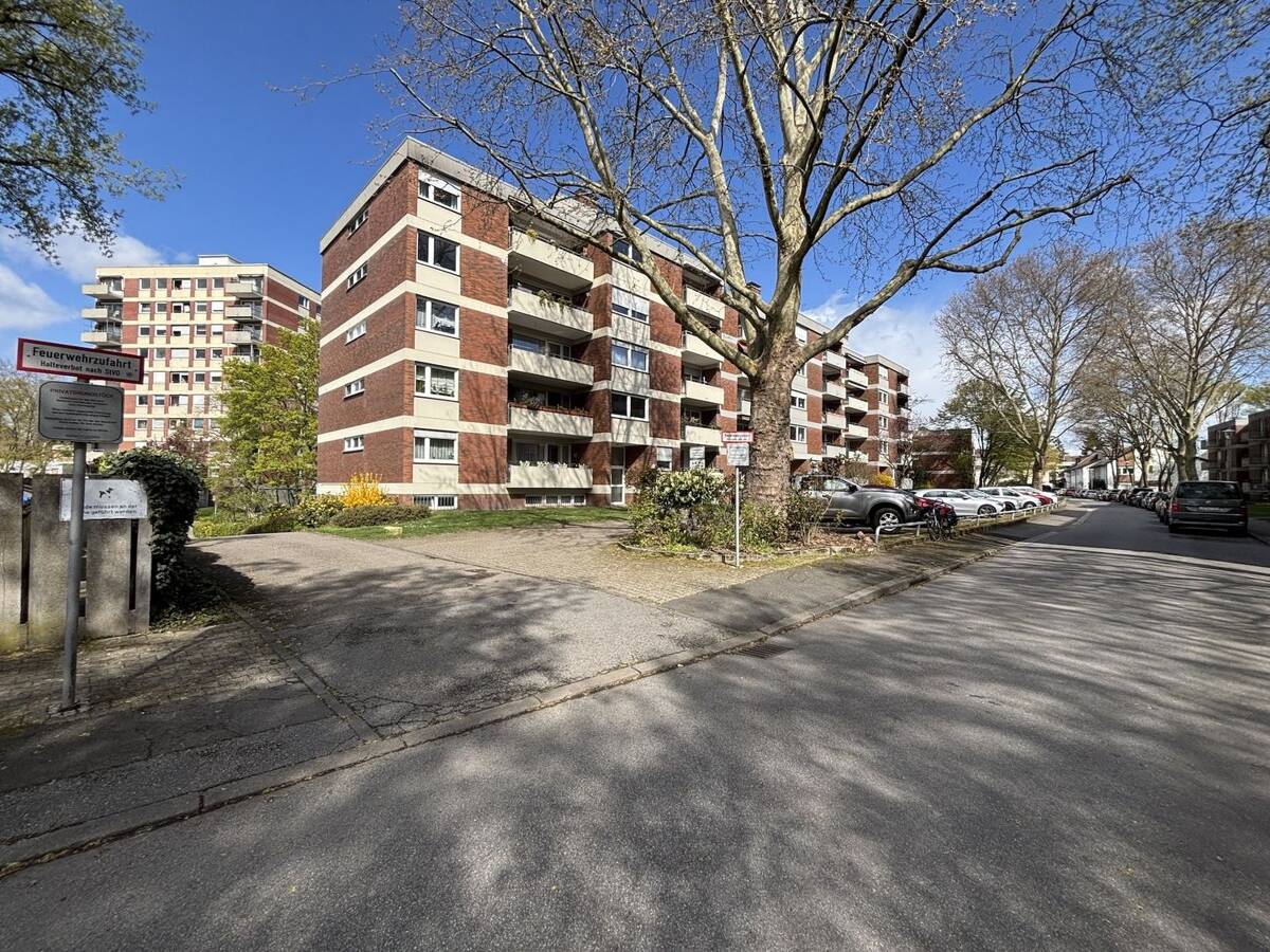 Wohnen in begehrter Lage von Ludwigshafen-Süd - 4 Zimmer, Loggia und großzügiges Raumgefühl – 67061 Ludwigshafen am Rhein – Bild 1 von 9
