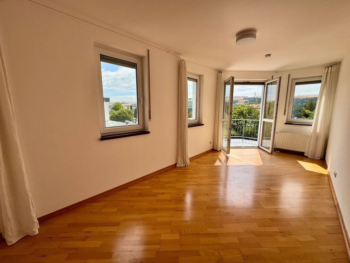 Moderne Doppelhaushälfte mit Garten u. Garage in Kernscheid - nur 10 Minuten zur Uni – Trier – Vorschaubild 9
