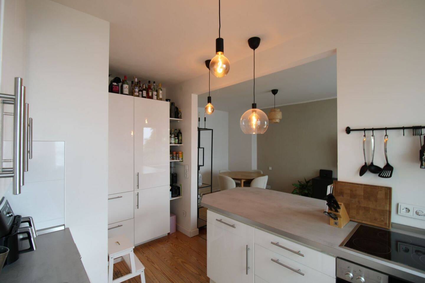 Ruhig gelegen & bestens angebunden: 2,5-Zimmer-Wohnung in Winterhude – Hamburg – Vorschaubild 4