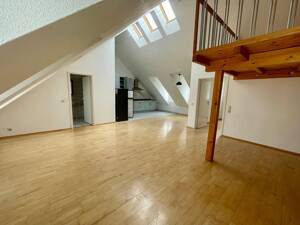 Wunderschöne Dachgeschosswohnung | Inkl. Küche & Tiefgaragenstellplatz | Schmidt & Co. Immobilien – 64283 Darmstadt – Vorschaubild 4