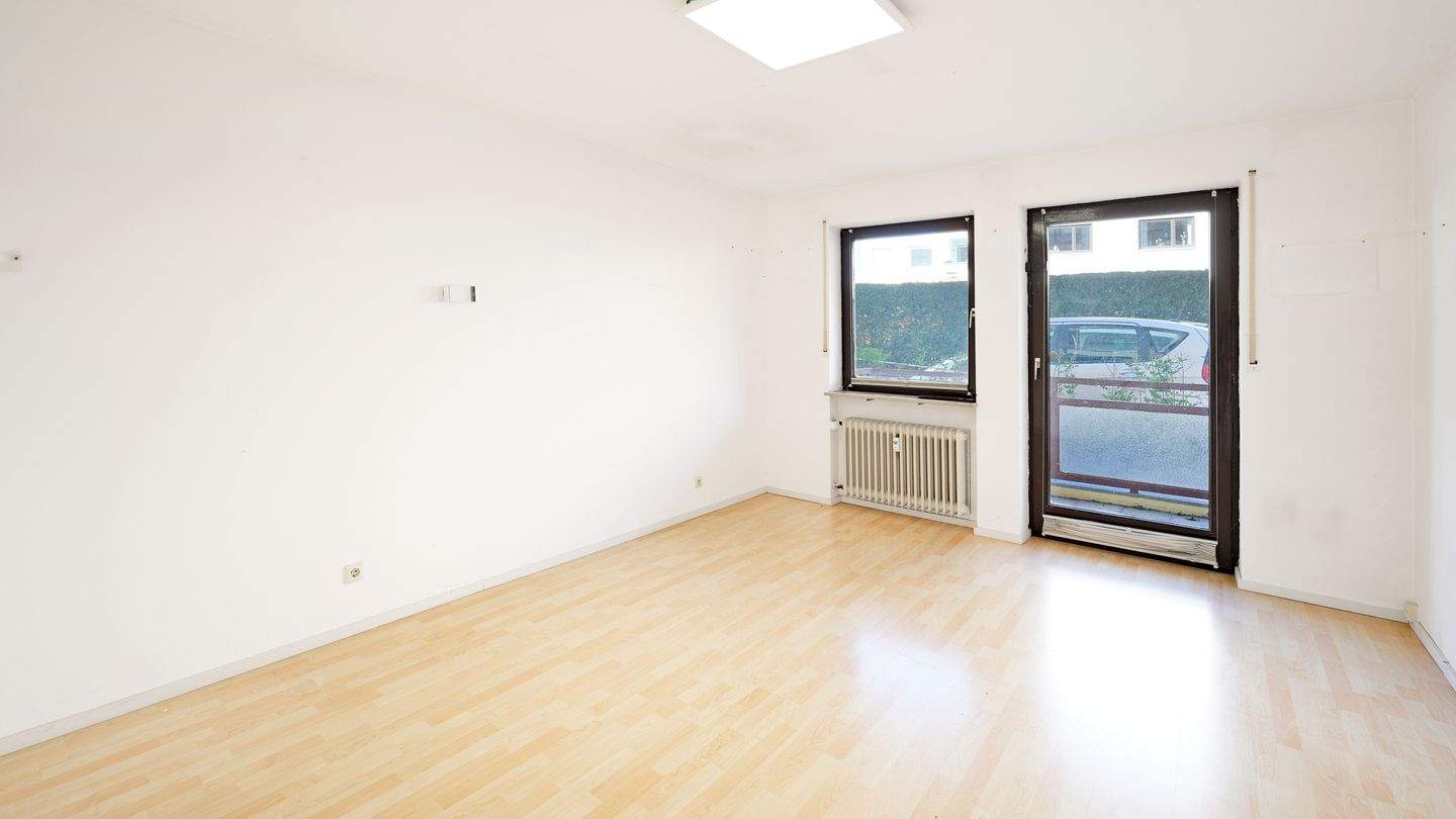 Gut geschnittene 3-Zimmer-Wohnung mit Loggia und Tiefgaragenstellplatz in St. Johannis – Nürnberg – Vorschaubild 4