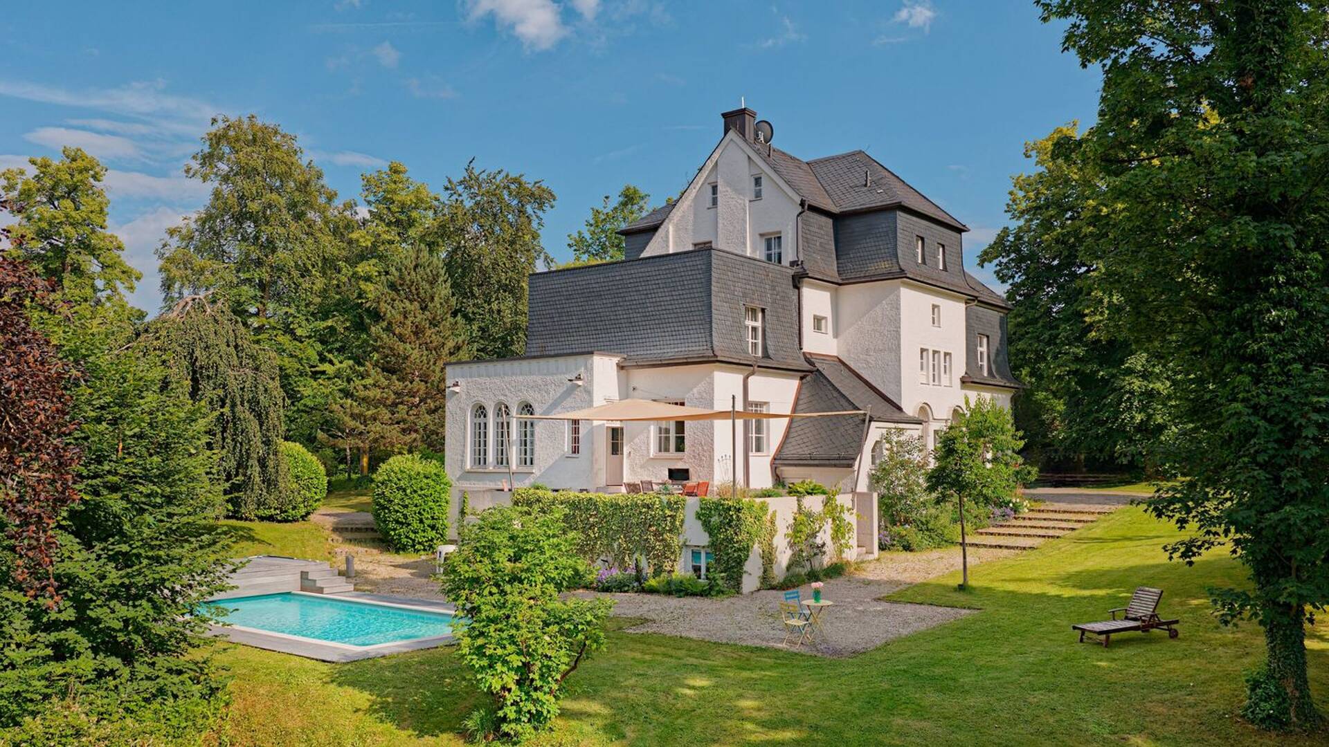 Haus in 82067 Schäftlarn mit 650 m² kaufen