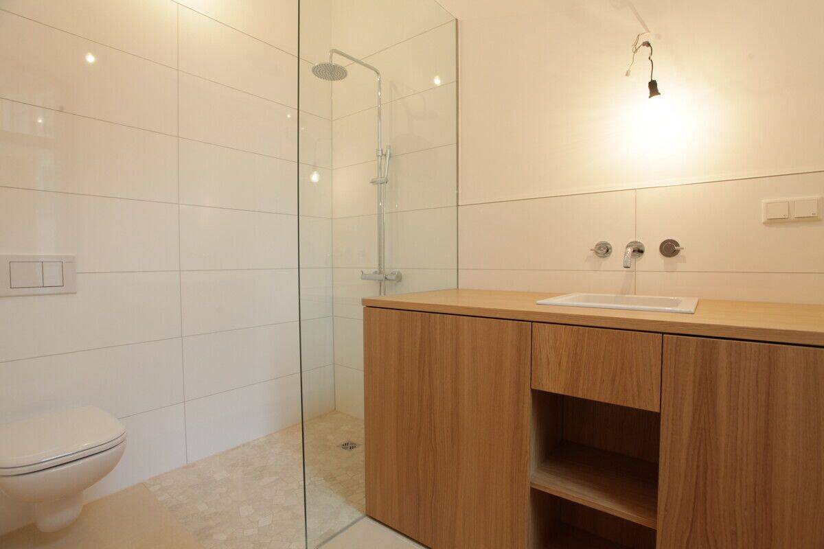 Stilvoll sanierte Erdgeschosswohnung mit Terrasse und Garten in zentraler Lage von Braunschweig – Braunschweig – Vorschaubild 9