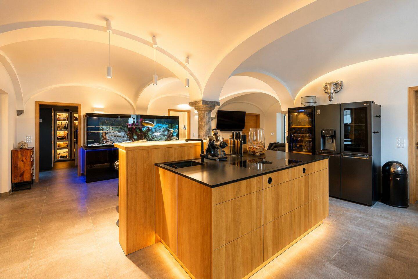 RENDITEOBJEKT* PERFEKT SANIERT* 6 EINHEITEN* nur 1.950.000€* – Kühbach – Vorschaubild 8