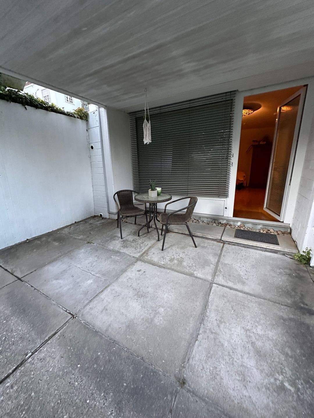 Einraum WHG/Super Terrasse mit seitl. Blick in den Neropark – Wiesbaden – Vorschaubild 8