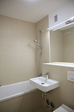 Hochwertig sanierte 2-Zimmer-Wohnung - Ideal für Eigennutzer & Kapitalanleger – 80637 München – Vorschaubild 7