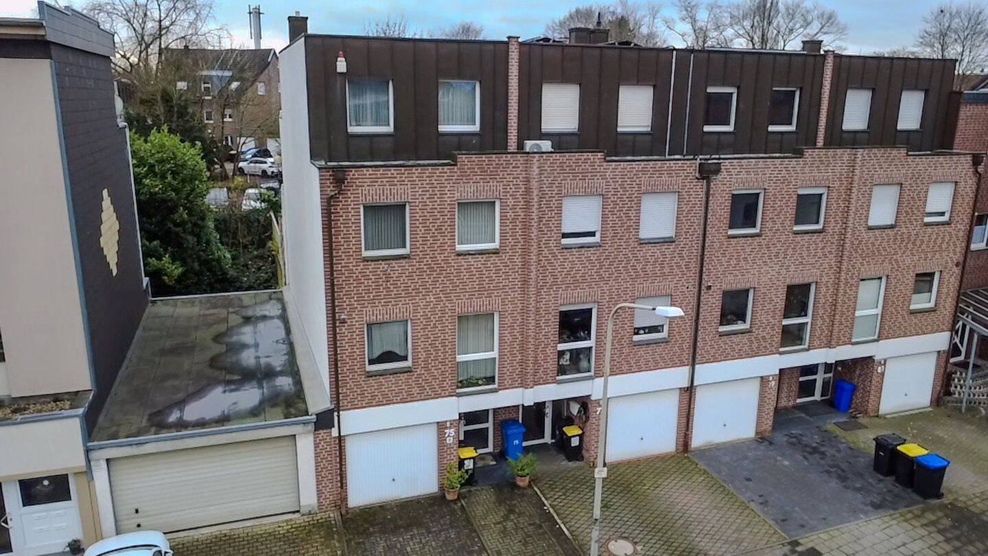 Reihenendhaus mit 5 Zimmern und 142 m² in ruhiger Lage von Mönchengladbach-Rheindahlen