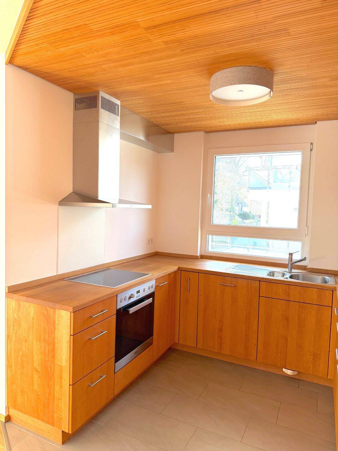 Neuwertige 4-Zimmer Wohnung mit EBK + TG-Stpl. im Freiburger Osten – Freiburg im Breisgau – Vorschaubild 6