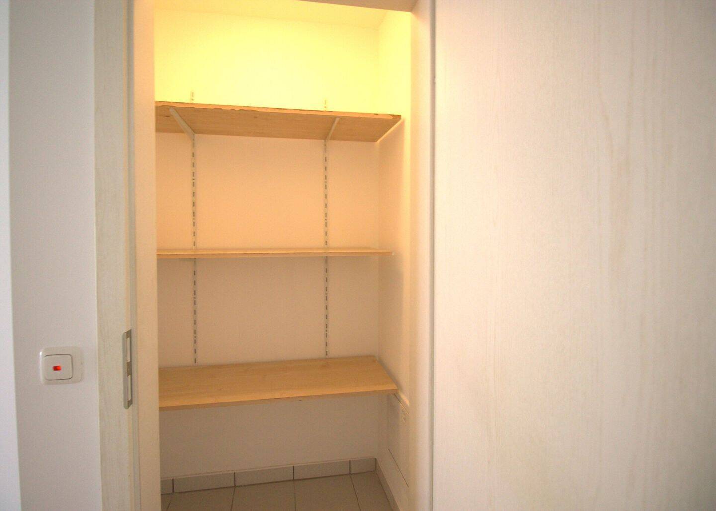 Ruhig, hell, zentral - Ihre neue 4-Zimmer-Oase & Top-Lage mit Wohlfühlfaktor – Nürnberg – Vorschaubild 8