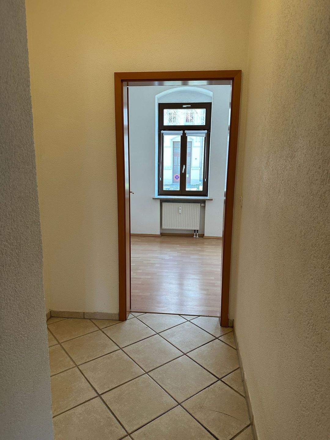 Helle Erdgeschosswohnung mit Balkon und Garten in Chemnitz – Chemnitz – Vorschaubild 9