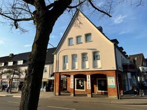 Sehr gepflegtes Wohn- und Geschäftshaus mit Lagerhalle und 4 Garagen in Lübeck-Kücknitz – 23569 Lübeck – Vorschaubild 4
