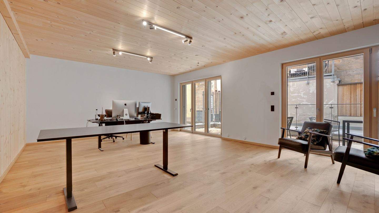 Luxuriöse 5-Zimmer-Maisonette in Toplage am Neuen Schloss mit Terrasse, Balkon & Hauscharakter – Bayreuth – Vorschaubild 3