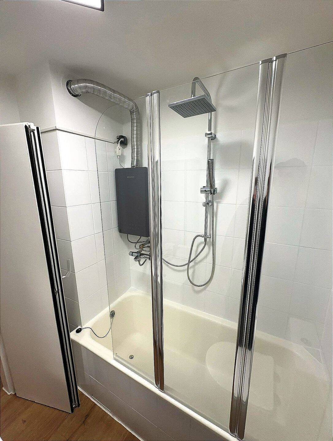 Großzügige Wohnung in WG in Nürnberg Gostenhof - RENOVIERT und MÖBLIERT – Nürnberg – Vorschaubild 3