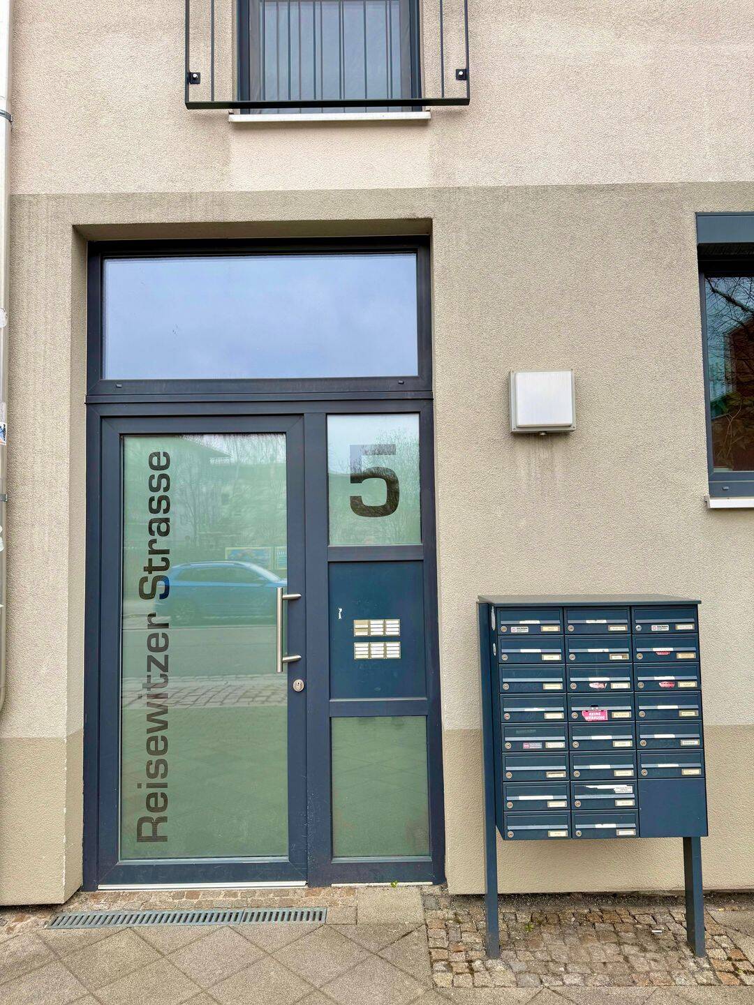 Moderne 3-Zimmer Penthouse-Wohnung mit riesiger Dachterrasse in Dresden – Dresden – Vorschaubild 5