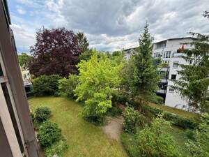 Lichtdurchflutete Räume warten auf neue Bewohner – 90409 Nürnberg – Vorschaubild 2