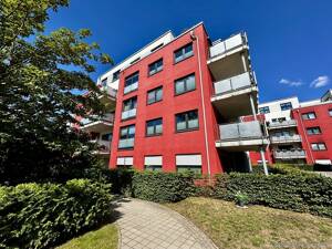 LICHTDURCHFLUTETER WOHNTRAUM m. SÜD-TERRASSE+TIEFGARAGE – 23556 Lübeck – Vorschaubild 4