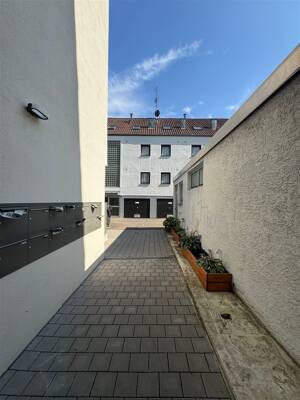 Neue Eigentümer für gepflegtes Apartmenthaus nahe Stadtzentrum (Liederhalle) gesucht! – 70176 Stuttgart – Vorschaubild 5
