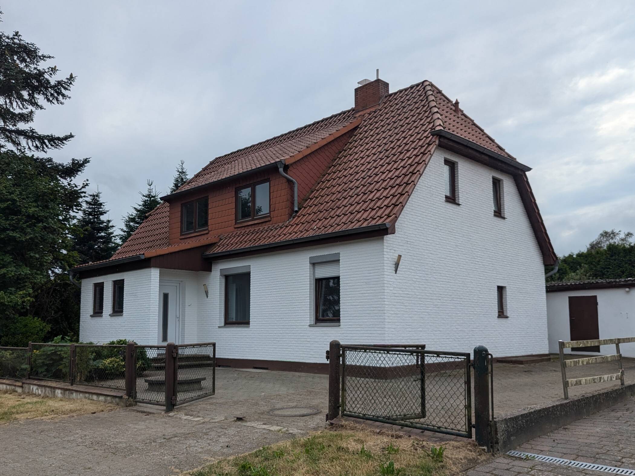 Renoviertes Einfamilienhaus in Beverstedt-Stubben – Beverstedt – Bild 1 von 9