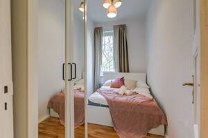? Clever geschnitten & ruhig gelegen! - Heller 2,5-Zi.-Altbau mit Balkon & Top-Bad in Reinickendorf – 13403 Berlin – Vorschaubild 9