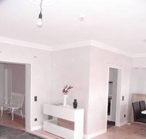 Top Wohnung / neues Vollbad/ EBK/ Fußbodenheizung/ 2 Balkone/ möbliert/ lichtdurchflutet/ frei ab 01.10.2026 – 22041 Hamburg – Vorschaubild 4