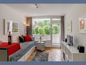 Möbliert: Attraktives Apartment beim Ungerer Bad – 80805 München – Vorschaubild 1
